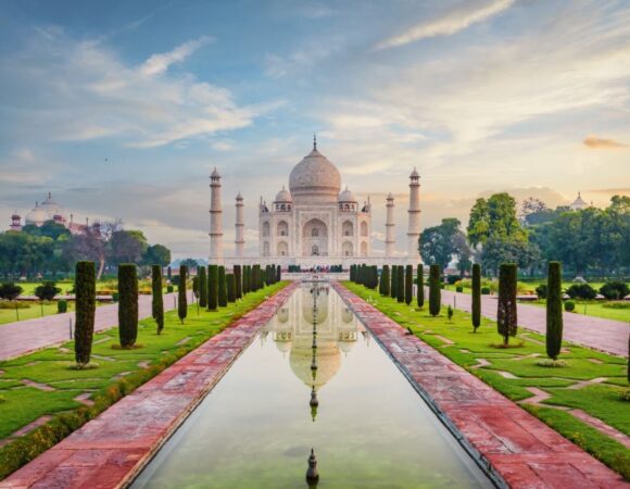 Same Day Taj Mahal Tour from Delhi