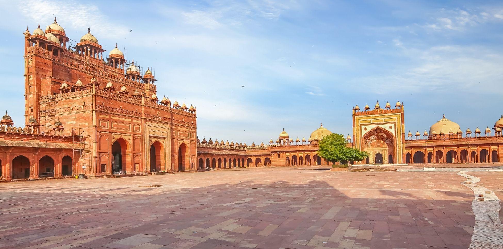 Taj Mahal and Fatehpur Sikri Tour